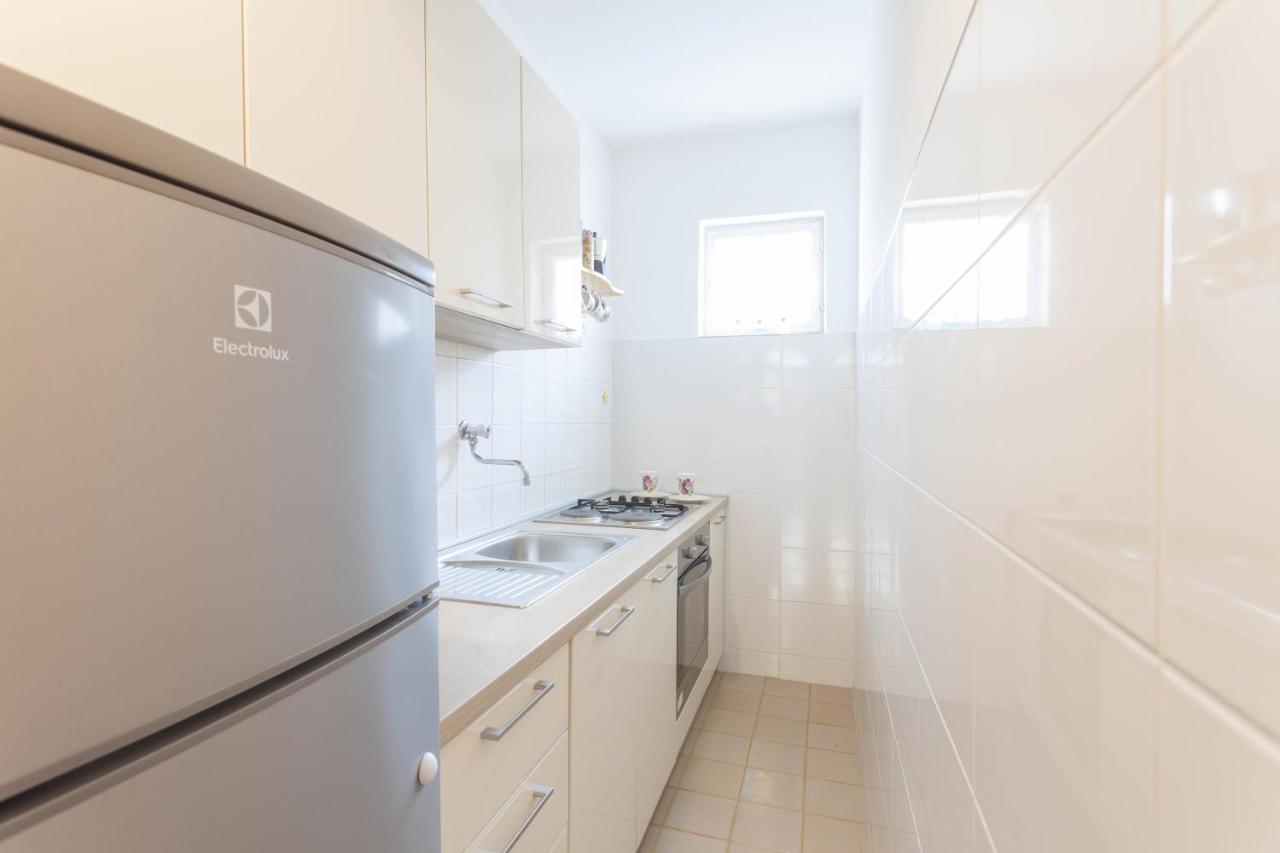 Apartments Maras Makarska Oda fotoğraf